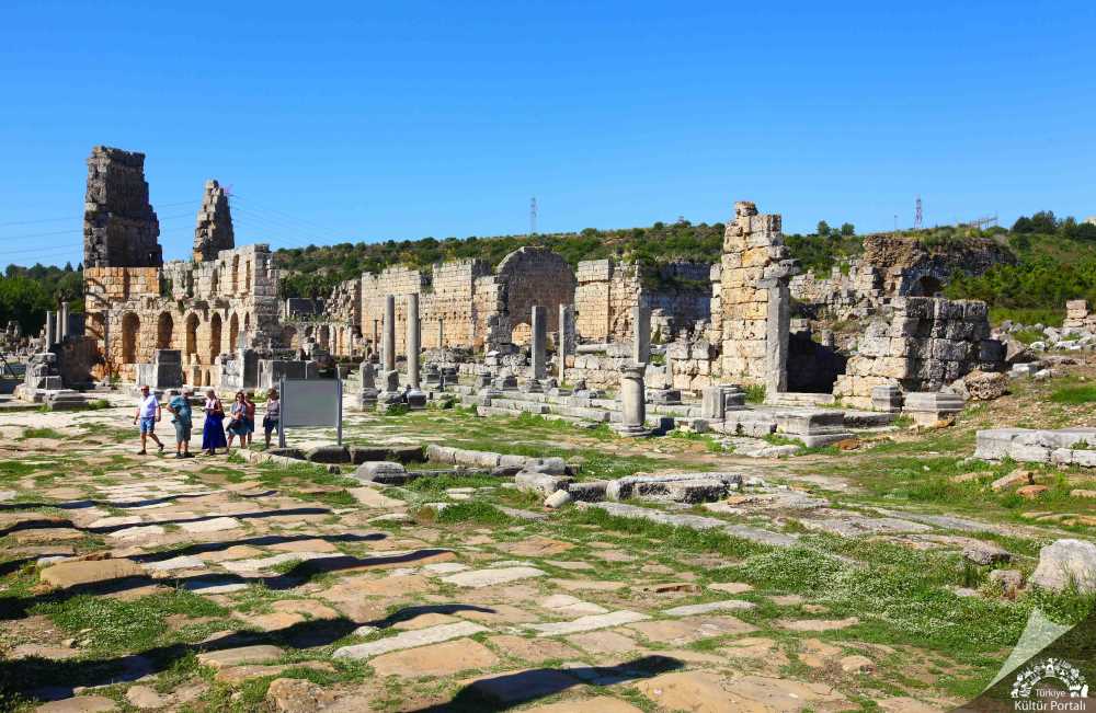 perge-ancient-city-day